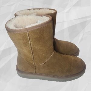 KOOLABURRA BY UGG Classic Short Boots 6